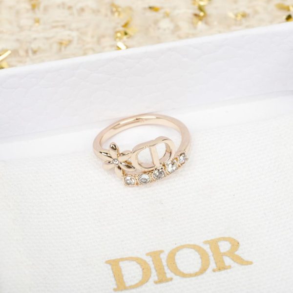 replica,repliche,fake,1:1,earrings,bracelet,ring,jewelry Anello Dior CD con piccolo fiore e perla (ZEK9D)