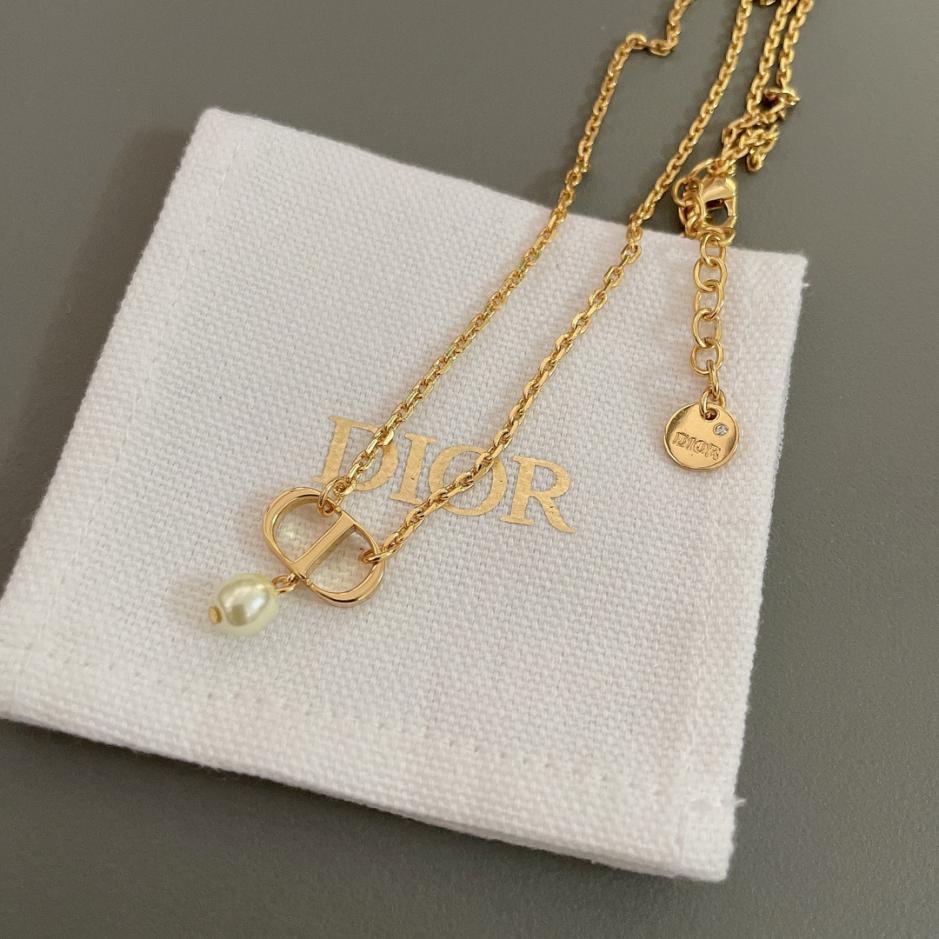 replica,repliche,fake,1:1,earrings,bracelet,ring,jewelry Collana con ciondolo CD Dior (MI6GQ) replica,repliche,fake,1:1,earrings,bracelet,ring,jewelry Collana con ciondolo CD Dior (MI6GQ)