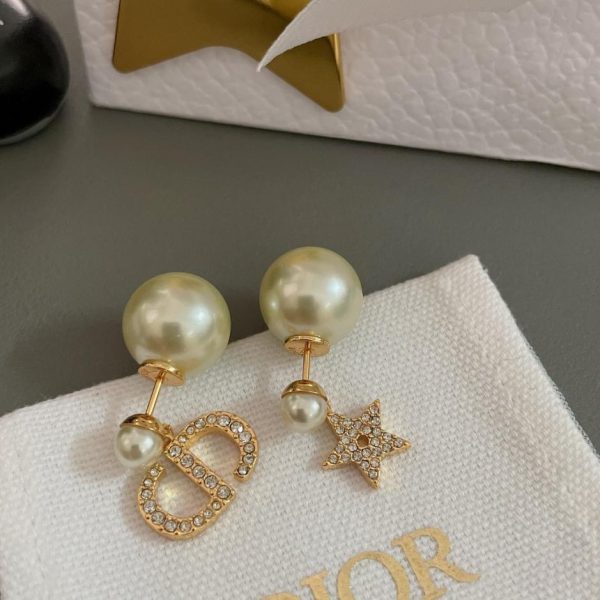 replica,repliche,fake,1:1,earrings,bracelet,ring,jewelry Orecchini Dior Pearl Star (W7ZL9)