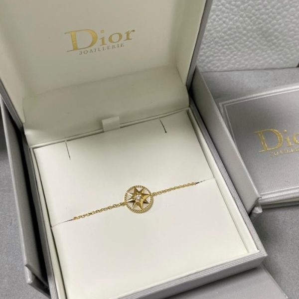 replica,repliche,fake,1:1,earrings,bracelet,ring,jewelry Bracciale Dior High-End in madreperla bianca con bussola in oro V (6T13J)