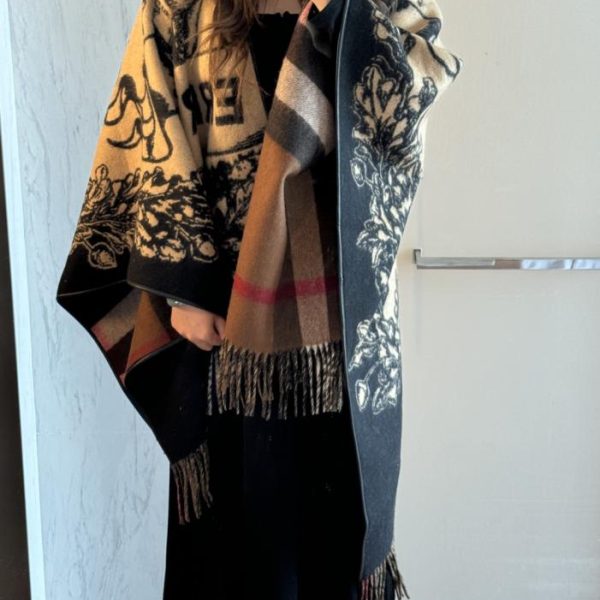 replica,repliche,fake,1:1,earrings,bracelet,ring,jewelry L’ultima mantella equestre double face jacquard di Burberry (87KWB)