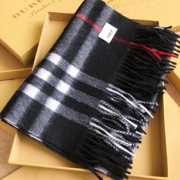 replica,repliche,fake,1:1,earrings,bracelet,ring,jewelry Sciarpa classica in cashmere a quadri con motivo a onde profonde Burberry nera (4 NYNZ)