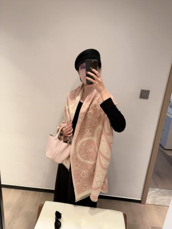 replica,repliche,fake,1:1,earrings,bracelet,ring,jewelry Sciarpa reversibile Loewe (33YJA) replica,repliche,fake,1:1,earrings,bracelet,ring,jewelry Sciarpa reversibile Loewe (33YJA)