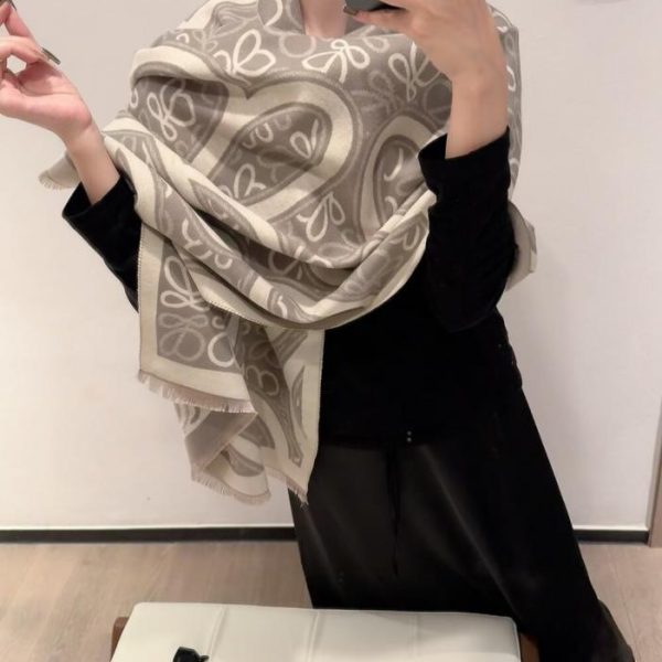 replica,repliche,fake,1:1,earrings,bracelet,ring,jewelry Sciarpa reversibile Loewe (846HS)