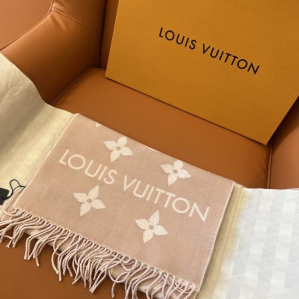 replica,repliche,fake,1:1,earrings,bracelet,ring,jewelry Sciarpa LV ESSENTIAL con motivo Monogram classico allungato (RABJU)
