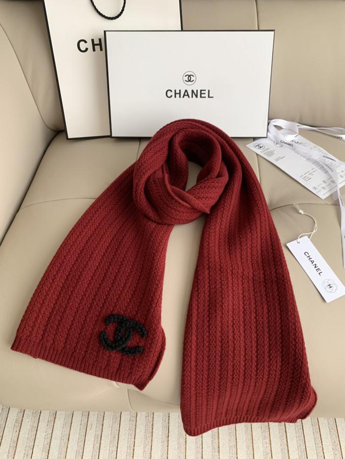 replica,repliche,fake,1:1,earrings,bracelet,ring,jewelry Sciarpa rossa CHANEL con motivo ananas (1L96W) replica,repliche,fake,1:1,earrings,bracelet,ring,jewelry Sciarpa rossa CHANEL con motivo ananas (1L96W)