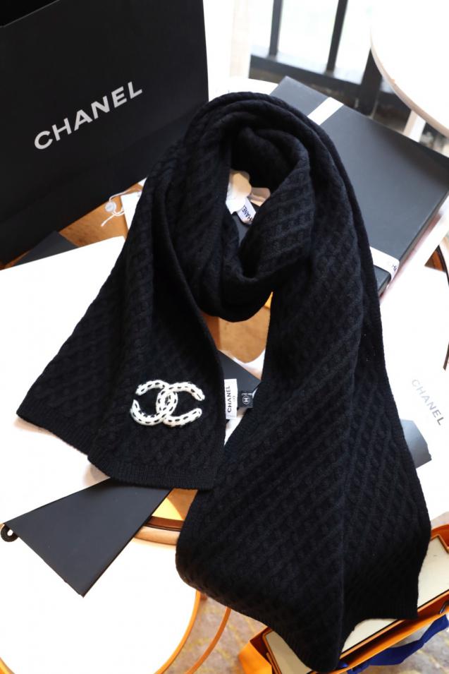 replica,repliche,fake,1:1,earrings,bracelet,ring,jewelry Sciarpa CHANEL in maglia nera, novità, con logo a rombi (3KEWK) replica,repliche,fake,1:1,earrings,bracelet,ring,jewelry Sciarpa CHANEL in maglia nera, novità, con logo a rombi (3KEWK)