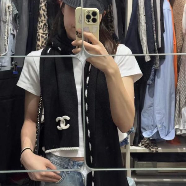 replica,repliche,fake,1:1,earrings,bracelet,ring,jewelry Sciarpa in cashmere Chanel (93F7Q)
