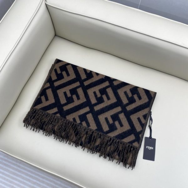replica,repliche,fake,1:1,earrings,bracelet,ring,jewelry Sciarpa in cashmere Fendi Double F (9N3AD)