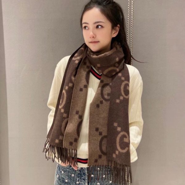 replica,repliche,fake,1:1,earrings,bracelet,ring,jewelry L’ultimo modello sincronizzato ZG di Gucci, sciarpa jacquard in cashmere double-face (I4KTD)