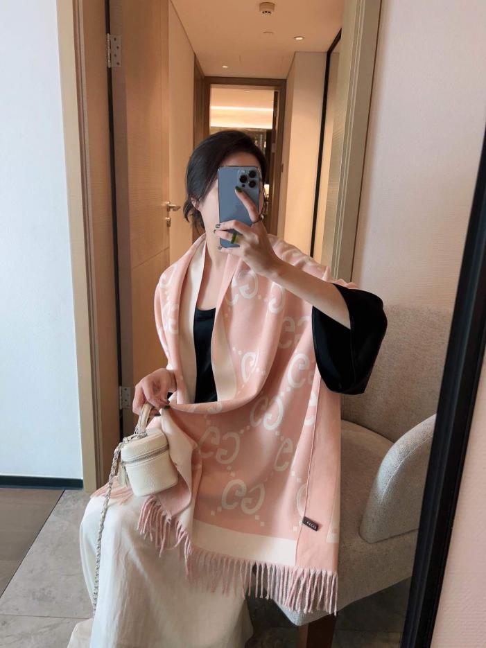 replica,repliche,fake,1:1,earrings,bracelet,ring,jewelry L’ultima sciarpa reversibile con logo GG di Gucci (3KGCI) replica,repliche,fake,1:1,earrings,bracelet,ring,jewelry L’ultima sciarpa reversibile con logo GG di Gucci (3KGCI)