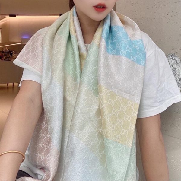 replica,repliche,fake,1:1,earrings,bracelet,ring,jewelry Sciarpa Gucci jacquard con motivo arcobaleno metallizzato (M9GVV)