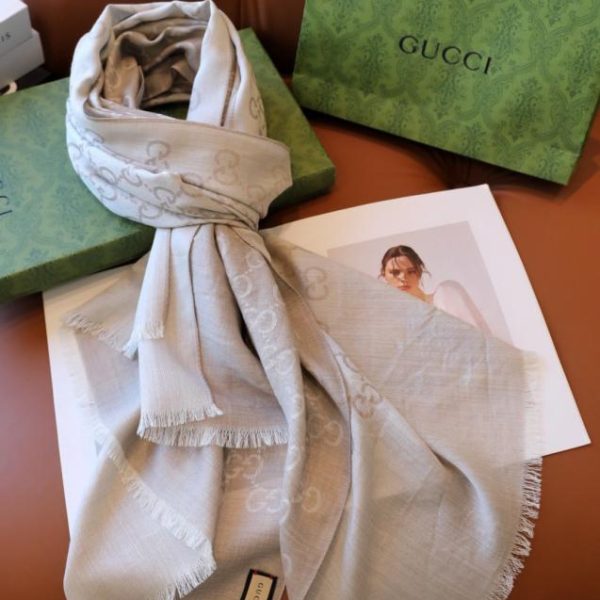replica,repliche,fake,1:1,earrings,bracelet,ring,jewelry Elegante sciarpa lunga in seta e cashmere jacquard bicolore Gucci (Y08NQ)