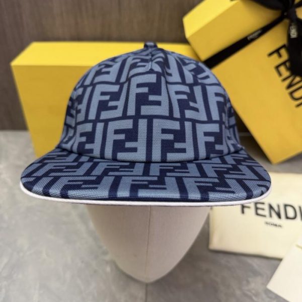Cappellino da baseball Fendi originale, realizzato su misura, con visiera piatta, un modello classico che è da sempre un bestseller nei negozi (H6YTS1)