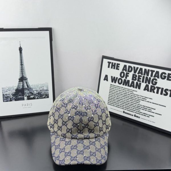 replica,repliche,fake,1:1,earrings,bracelet,ring,jewelry Il nuovo cappellino da baseball tempestato di strass di Gucci (BMXR26)