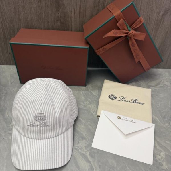 replica,repliche,fake,1:1,earrings,bracelet,ring,jewelry Cappellino da baseball a righe Loro Piana Storm System (X38OJS)