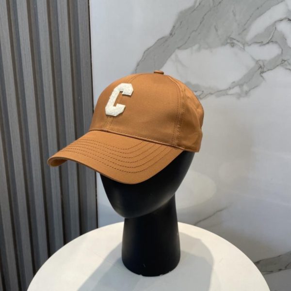 replica,repliche,fake,1:1,earrings,bracelet,ring,jewelry Il nuovo cappellino da baseball di CELINE con scritta minimalista, un modello indossato dalle celebrità (8QN092)