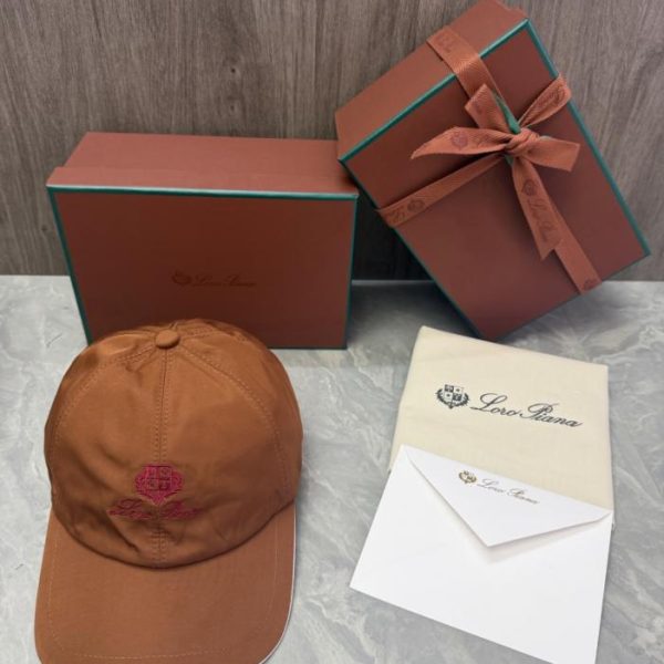 replica,repliche,fake,1:1,earrings,bracelet,ring,jewelry Cappellino da baseball Loro Piana Storm System (A1M86J)