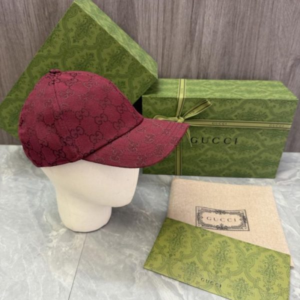 replica,repliche,fake,1:1,earrings,bracelet,ring,jewelry Cappellino da baseball GUCCI (inciso con “GUCCI”) e all’interno della visiera (TR07V6)