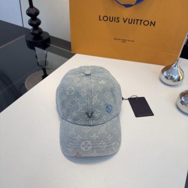 replica,repliche,fake,1:1,earrings,bracelet,ring,jewelry Nuovo cappellino da baseball Louis Vuitton, circonferenza testa 57 cm, con confezione originale (4CE0HY)