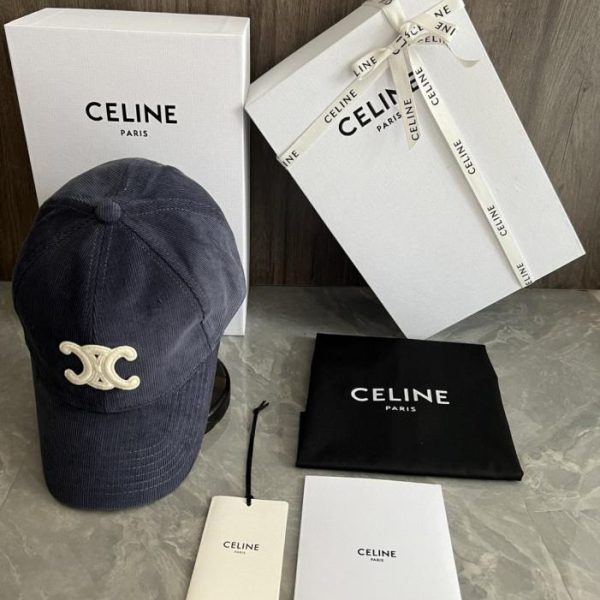 replica,repliche,fake,1:1,earrings,bracelet,ring,jewelry Cappellino da baseball originale CELINE personalizzato, stesso modello di quello presente sul sito ufficiale (CGIIRK)