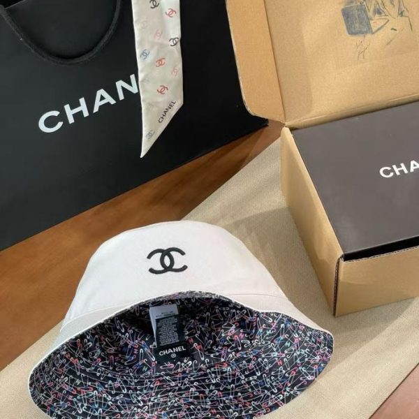 replica,repliche,fake,1:1,earrings,bracelet,ring,jewelry Questo cappello a secchiello Chanel (NR40K9)