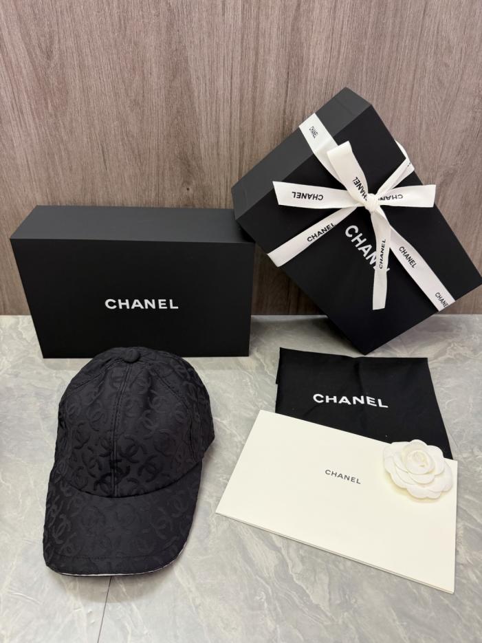 replica,repliche,fake,1:1,earrings,bracelet,ring,jewelry Cappellino da baseball originale CHANEL personalizzato (LAYLM0) replica,repliche,fake,1:1,earrings,bracelet,ring,jewelry Cappellino da baseball originale CHANEL personalizzato (LAYLM0)