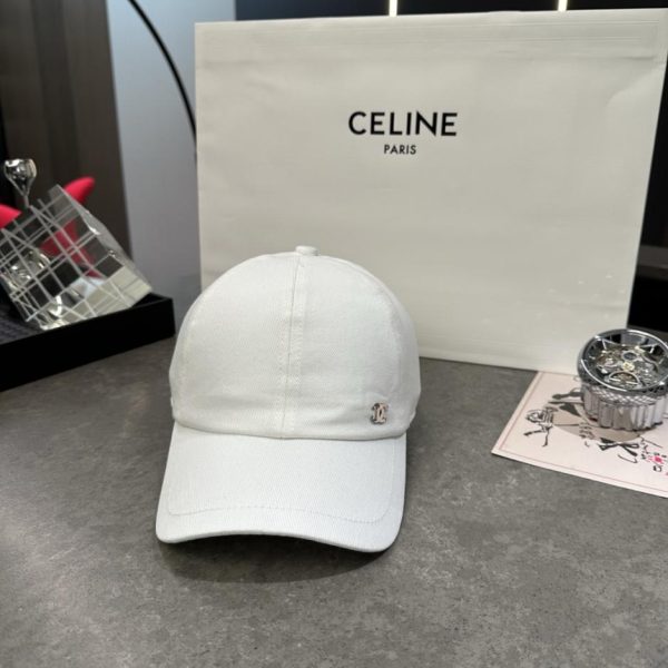 replica,repliche,fake,1:1,earrings,bracelet,ring,jewelry Cappellino da baseball in denim Chanel (Q1U9HV)