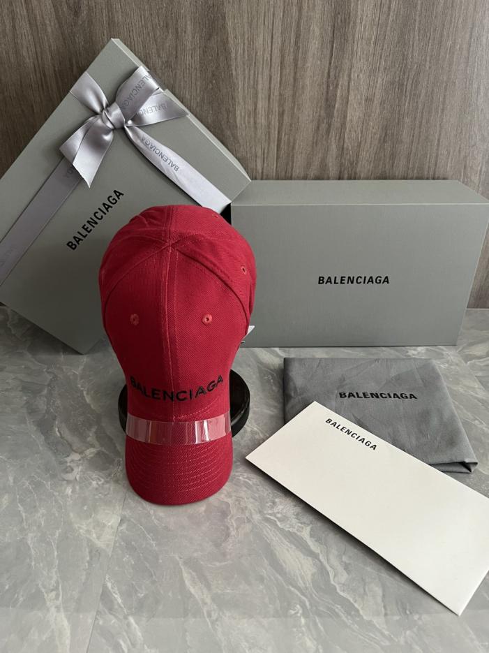replica,repliche,fake,1:1,earrings,bracelet,ring,jewelry Cappellino da baseball Balenciaga (versione d’importazione per la vendita al dettaglio) con logo Balenciaga ricamato sul davanti (3L7XXS) replica,repliche,fake,1:1,earrings,bracelet,ring,jewelry Cappellino da baseball Balenciaga (versione d’importazione per la vendita al dettaglio) con logo Balenciaga ricamato sul davanti (3L7XXS)