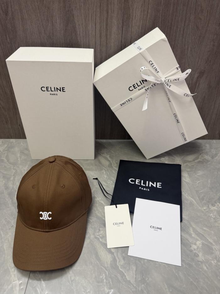 replica,repliche,fake,1:1,earrings,bracelet,ring,jewelry Logo CELINE originale con doppia C a trionfo ricamato su misura (ZJ8YDW) replica,repliche,fake,1:1,earrings,bracelet,ring,jewelry Logo CELINE originale con doppia C a trionfo ricamato su misura (ZJ8YDW)