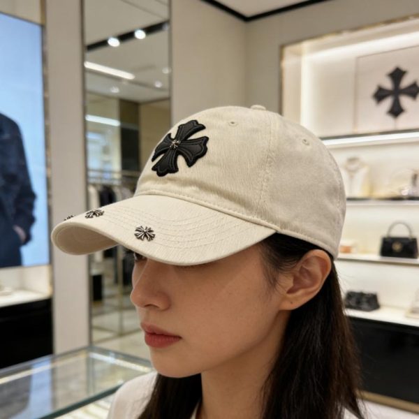 replica,repliche,fake,1:1,earrings,bracelet,ring,jewelry Cappellino da baseball Chrome Hearts con croce effetto invecchiato (O7CTUB)
