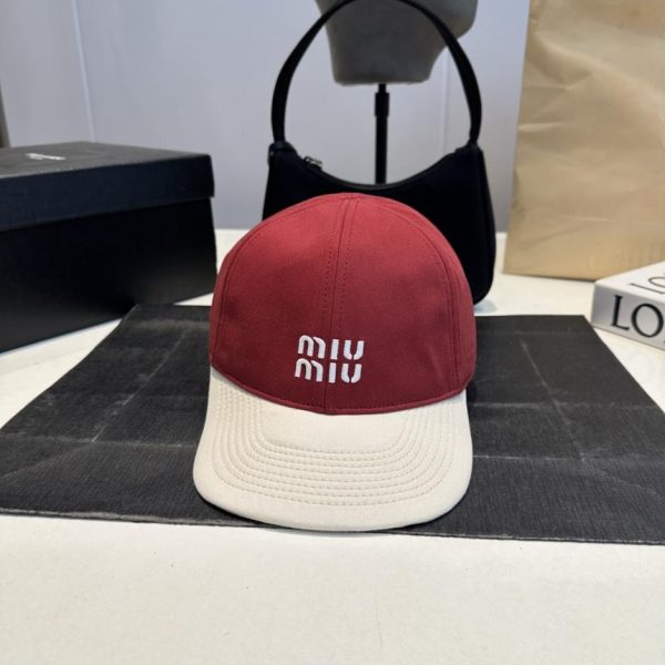 replica,repliche,fake,1:1,earrings,bracelet,ring,jewelry Cappellino da baseball ricamato MiuMiu, nuova versione di alta gamma (O0GJ0T)