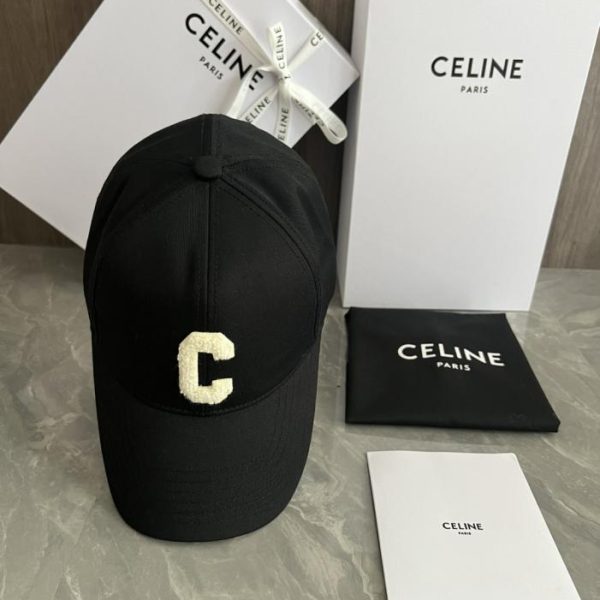 replica,repliche,fake,1:1,earrings,bracelet,ring,jewelry Cappellino da baseball originale CELINE personalizzato (YMTLTM) – stesso modello di quello presente sul sito ufficiale.