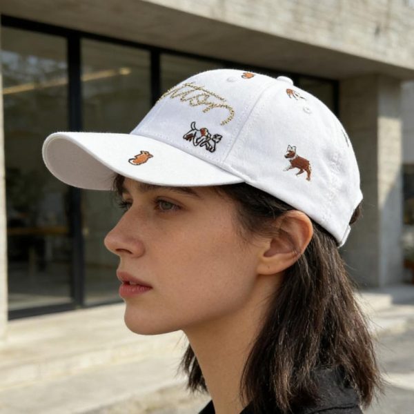replica,repliche,fake,1:1,earrings,bracelet,ring,jewelry Cappellino da baseball a forma di L ricamato con stampa integrale di adorabili cuccioli + firma autografa con ricamo di strass (WSBMEB)