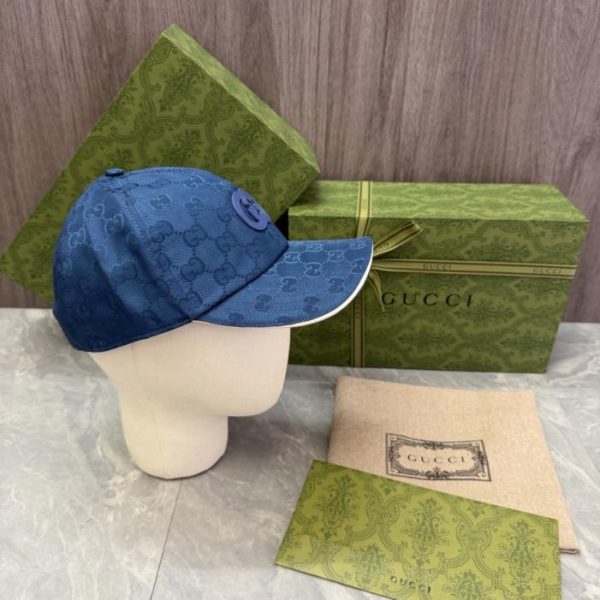 replica,repliche,fake,1:1,earrings,bracelet,ring,jewelry Cappellino da baseball GUCCI, classico in tela con monogramma GG e inserti in pelle (9WLQEM)