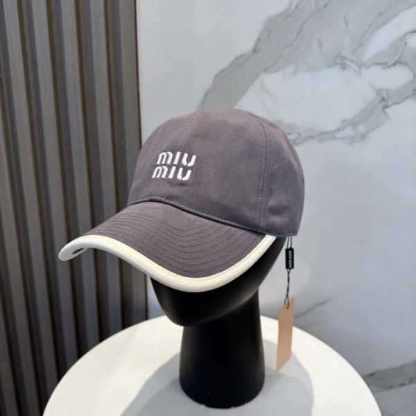 replica,repliche,fake,1:1,earrings,bracelet,ring,jewelry Cappellino da baseball ricamato MiuMiu, nuovo articolo su ordinazione (HE9MQY)