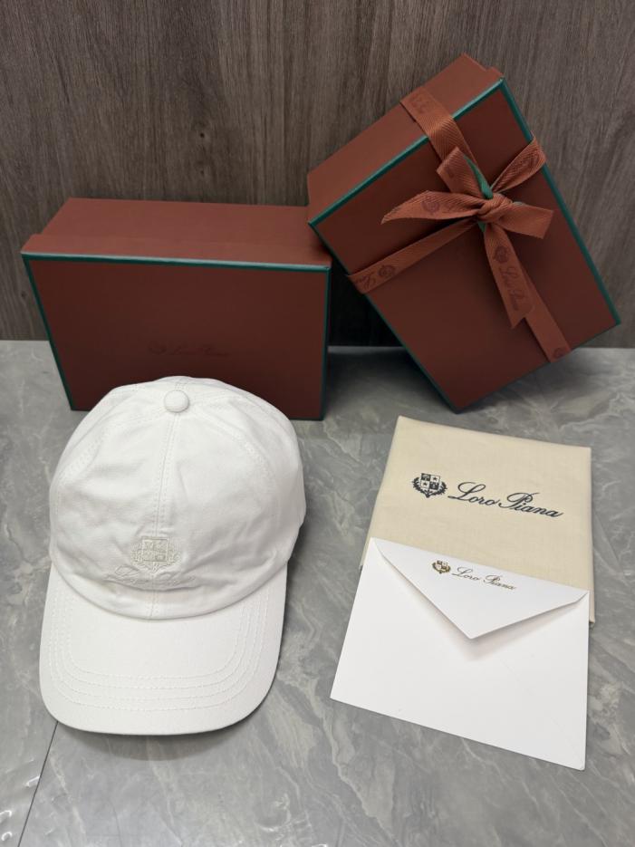 replica,repliche,fake,1:1,earrings,bracelet,ring,jewelry Cappellino da baseball Loro Piana Storm System (VMR44X) replica,repliche,fake,1:1,earrings,bracelet,ring,jewelry Cappellino da baseball Loro Piana Storm System (VMR44X)