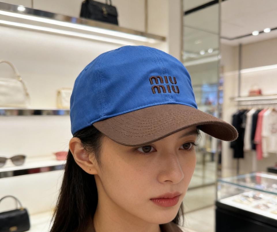 replica,repliche,fake,1:1,earrings,bracelet,ring,jewelry Cappellino da baseball classico ricamato Miu Miu (N0SDRK) replica,repliche,fake,1:1,earrings,bracelet,ring,jewelry Cappellino da baseball classico ricamato Miu Miu (N0SDRK)
