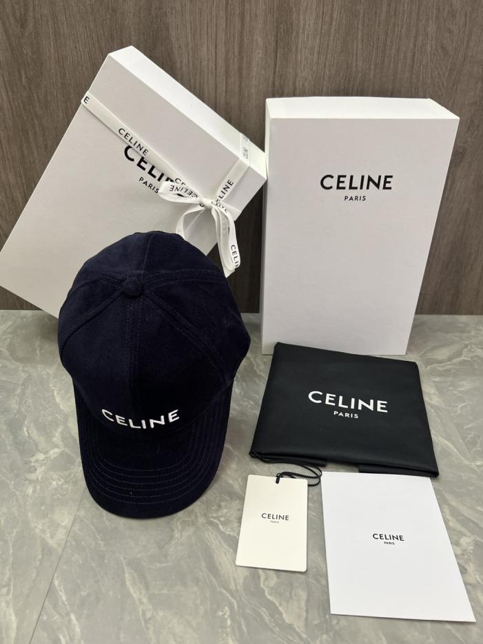 replica,repliche,fake,1:1,earrings,bracelet,ring,jewelry Cappellino da baseball CELINE originale in velluto di cotone personalizzato con applicazione logo (7YOTVF) – Stesso stile del sito ufficiale replica,repliche,fake,1:1,earrings,bracelet,ring,jewelry Cappellino da baseball CELINE originale in velluto di cotone personalizzato con applicazione logo (7YOTVF) – Stesso stile del sito ufficiale