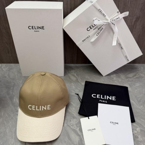 replica,repliche,fake,1:1,earrings,bracelet,ring,jewelry Design originale CELINE personalizzato. Il nome del marchio CELINE (18AA67) è ricamato in tre dimensioni sulla parte anteriore del cappello.