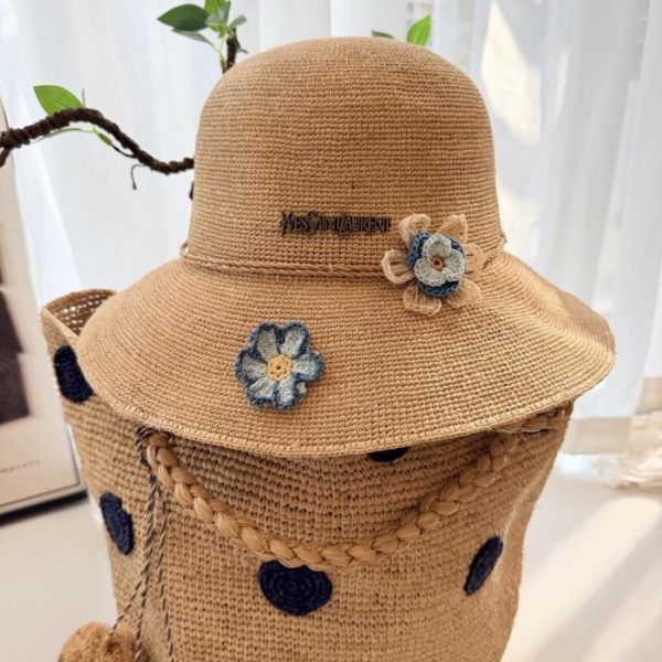 replica,repliche,fake,1:1,earrings,bracelet,ring,jewelry Cappello YSL in paglia a tesa larga, in rafia finissima con decorazione 3D incrociata a mano (UUT8YF)