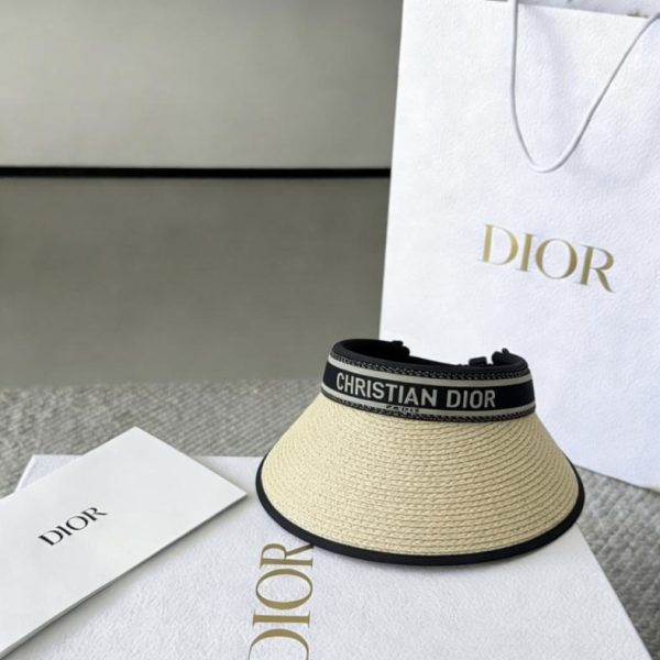 replica,repliche,fake,1:1,earrings,bracelet,ring,jewelry Il cappellino con visiera più trendy di DIOR (9MGE1Q)