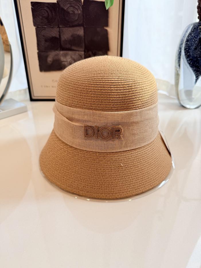 replica,repliche,fake,1:1,earrings,bracelet,ring,jewelry Logo DIOR ricamato, paglia naturale (T50S7O) replica,repliche,fake,1:1,earrings,bracelet,ring,jewelry Logo DIOR ricamato, paglia naturale (T50S7O)