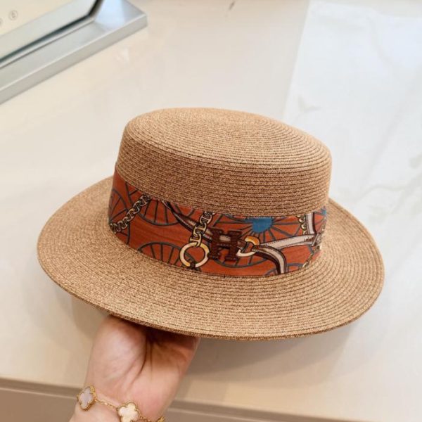 replica,repliche,fake,1:1,earrings,bracelet,ring,jewelry Cappello da sole Hermès della nuova collezione estiva Resort, elegante e piatto con treccia per la protezione solare (QJYNJ4)