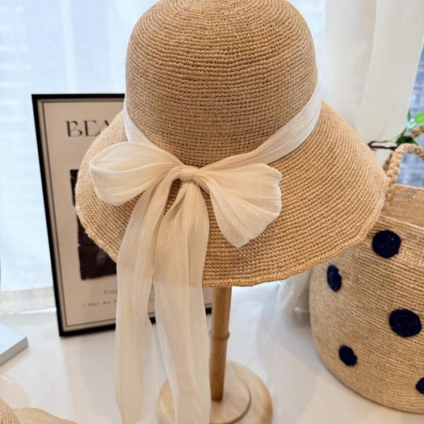 replica,repliche,fake,1:1,earrings,bracelet,ring,jewelry Cappello a tesa larga in rafia intrecciata a mano CELINE (5M7M81)