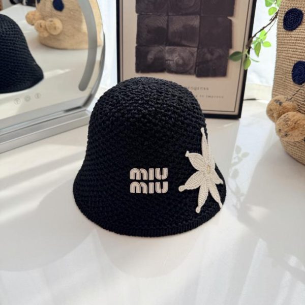 replica,repliche,fake,1:1,earrings,bracelet,ring,jewelry Cappello da pescatore Miu Miu lavorato a mano all’uncinetto (ISHDS5)