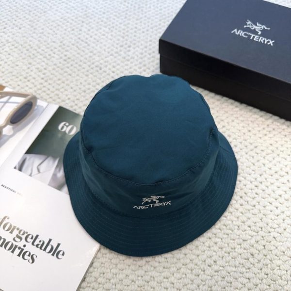 replica,repliche,fake,1:1,earrings,bracelet,ring,jewelry Cappello a secchiello ricamato Arcteryx (9QHRL0) – Stesso modello disponibile nei grandi magazzini