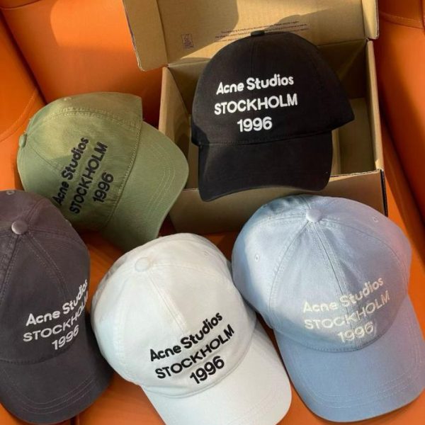 replica,repliche,fake,1:1,earrings,bracelet,ring,jewelry Cappellino da baseball Acne Studios 1996 con scritta (JH5GFB)