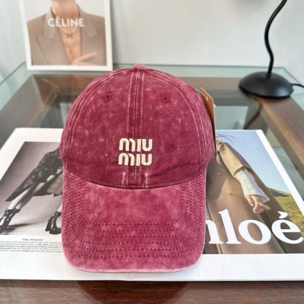 replica,repliche,fake,1:1,earrings,bracelet,ring,jewelry Il nuovo cappellino da baseball di MiuMiu (DJ7S47)