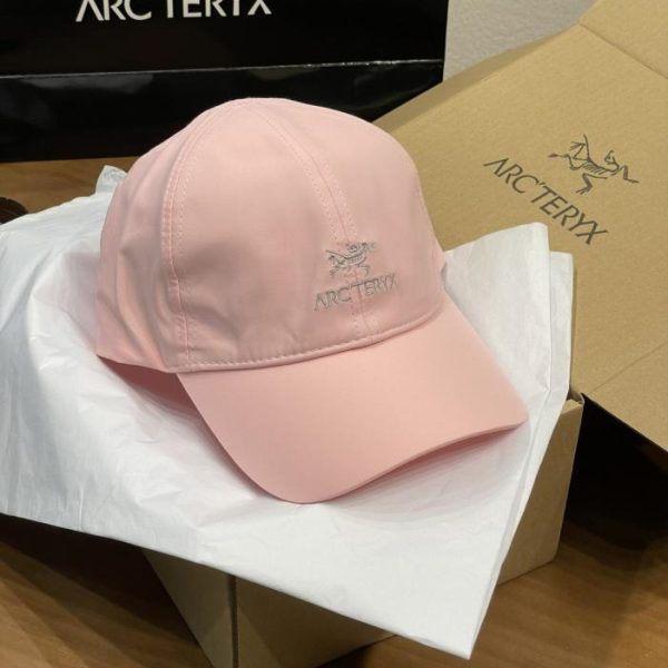 replica,repliche,fake,1:1,earrings,bracelet,ring,jewelry Nuovo cappellino da baseball multicolore ARC’TERYX (NZV6M1)
